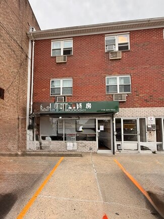 More details for 4564 Bell Blvd, Bayside, NY - Retail for Lease