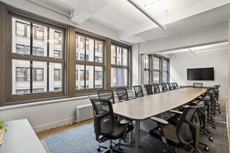 263 W 38th St, New York, NY for lease Interior Photo- Image 1 of 4