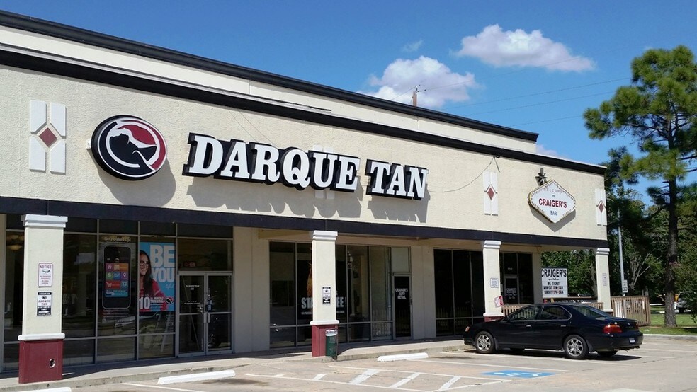 3702 Cypress Creek Pkwy, Houston, TX à louer - Photo du bâtiment - Image 3 de 4