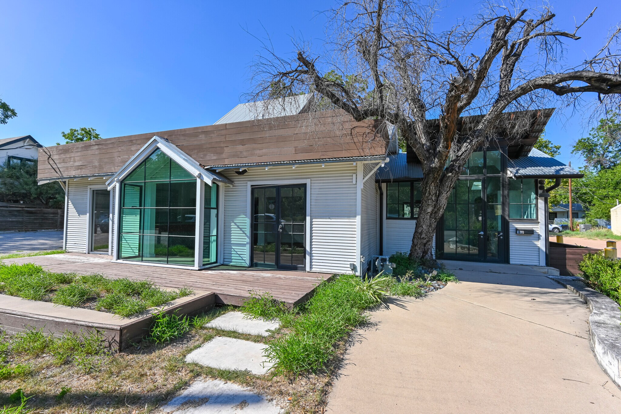 1818 W 35th St, Austin, TX à louer Photo du bâtiment- Image 1 de 3