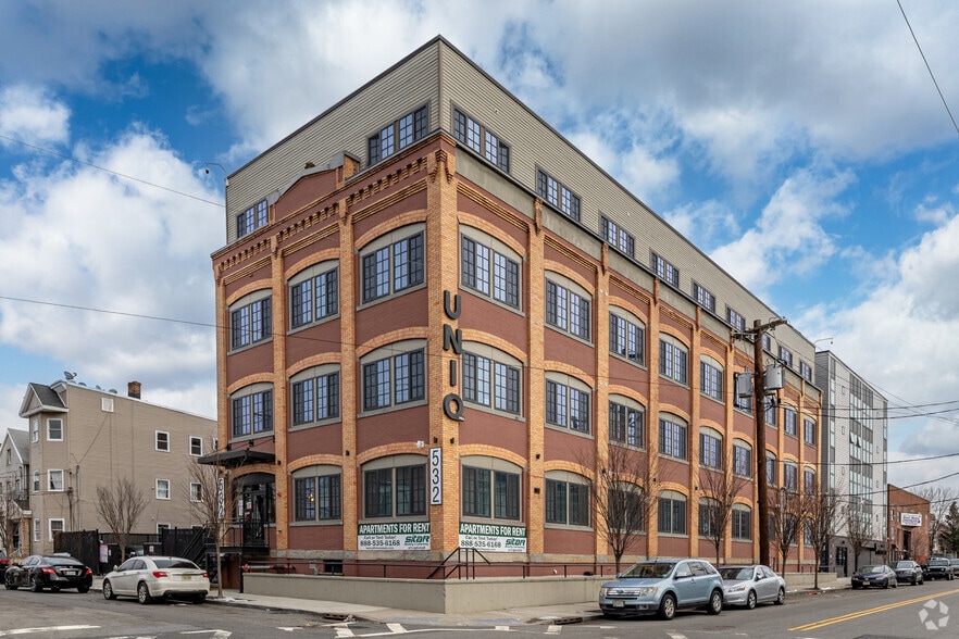 526-532 Mulberry St, Newark, NJ for sale - Primary Photo - Image 1 of 4