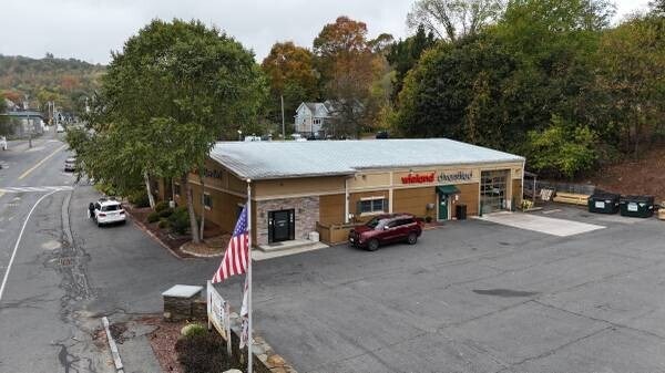 Plus de détails pour 49 Main St, Monson, MA - Local d'activités à louer
