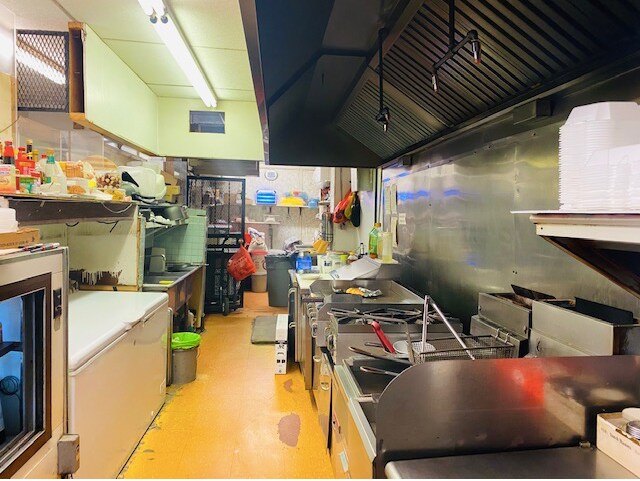 3214 W Dauphin St, Philadelphia, PA à vendre - Photo intérieure - Image 3 de 12