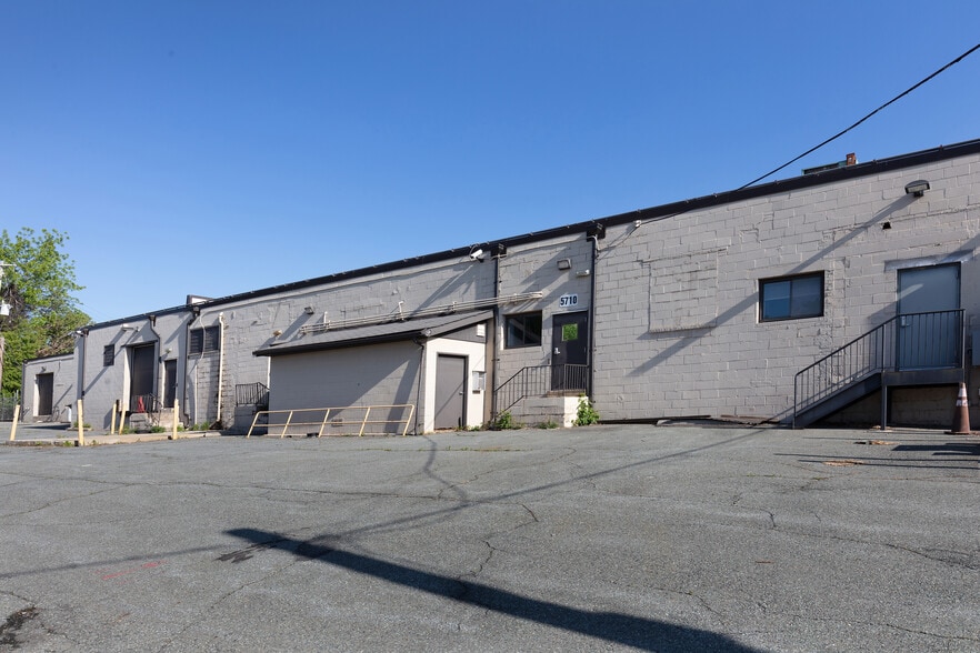 5706-5712 Frederick Ave, Rockville, MD for lease - Building Photo - Image 3 of 14