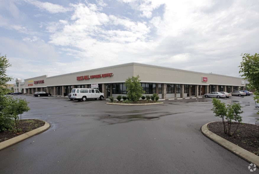 222-242 Thompsonville Ln, Oak Grove, KY for lease - Building Photo - Image 2 of 5