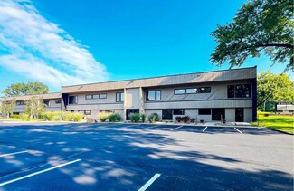 More details for 2600 72nd St, Urbandale, IA - Office for Lease