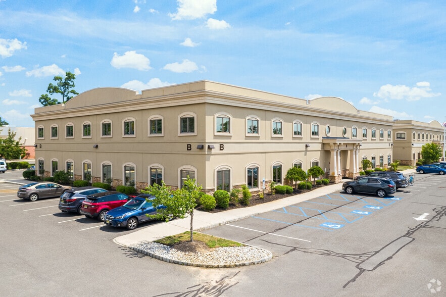 234 Industrial Way, Eatontown, NJ for lease - Building Photo - Image 3 of 7