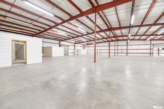 12 Spirit Lake Rd, Winter Haven, FL à louer Photo intérieure- Image 2 de 5