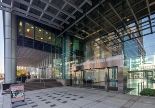 200 Wellington St W, Toronto, ON à louer Photo intérieure- Image 2 de 4
