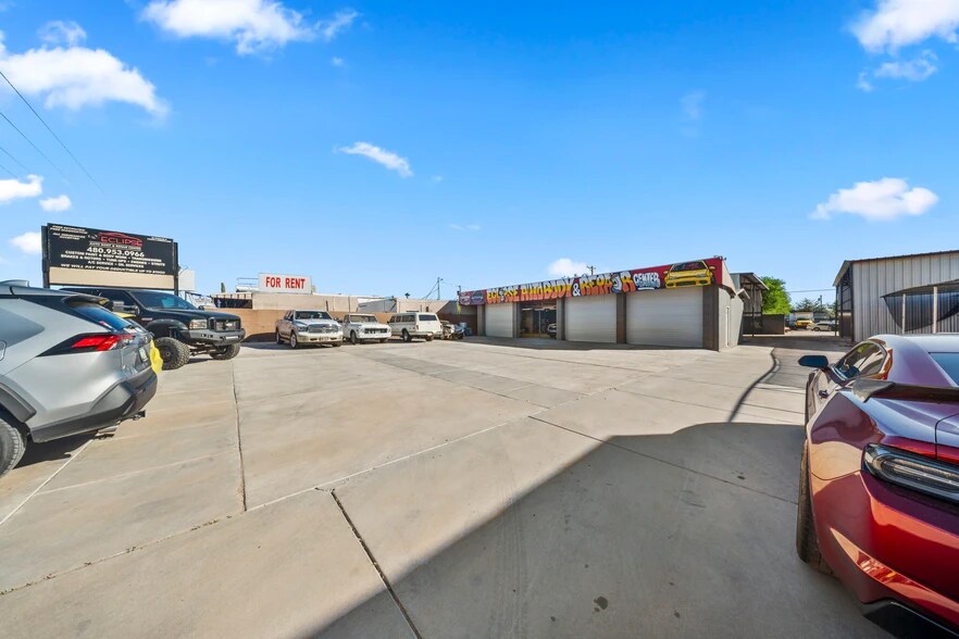 8212-8215 E Main St, Mesa, AZ à vendre - Photo du bâtiment - Image 3 de 7
