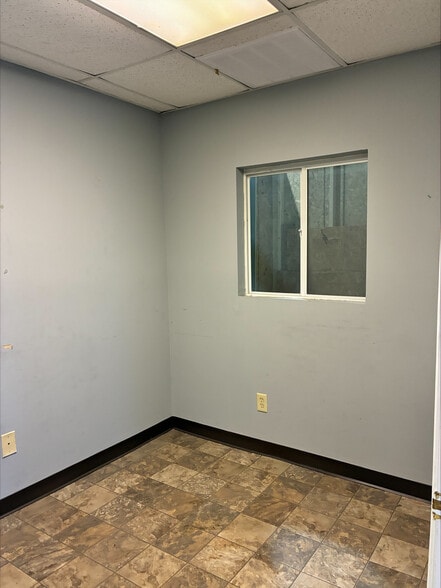 15510 Montanus Dr, Culpeper, VA for lease - Building Photo - Image 2 of 5