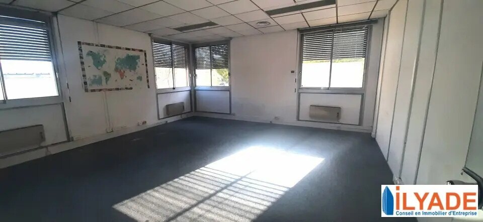 5 Rue Charles Duchesne, Aix-en-Provence for lease Building Photo- Image 1 of 16