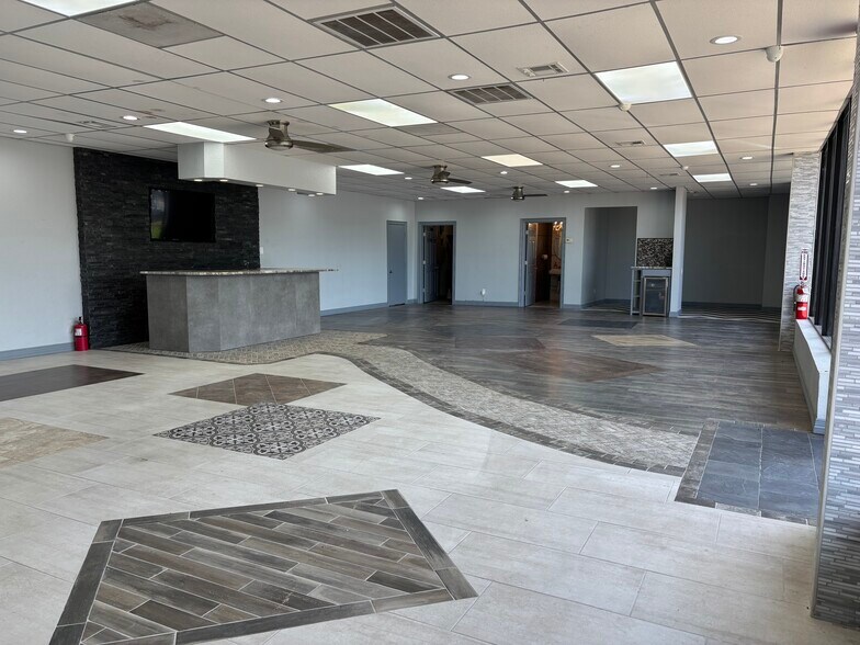 5203-5205 Broadway St, Pearland, TX à louer - Photo intérieure - Image 2 de 22