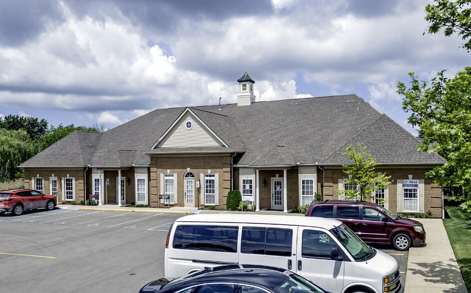 46875 Garfield Rd, Macomb, MI for lease - Building Photo - Image 2 of 3
