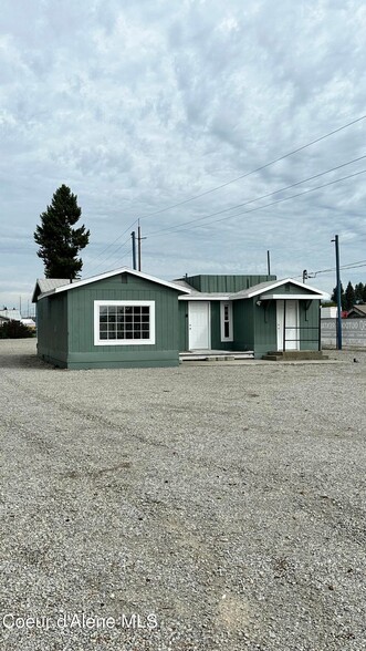 401 W Dakota Ave, Hayden, ID for sale - Building Photo - Image 1 of 28