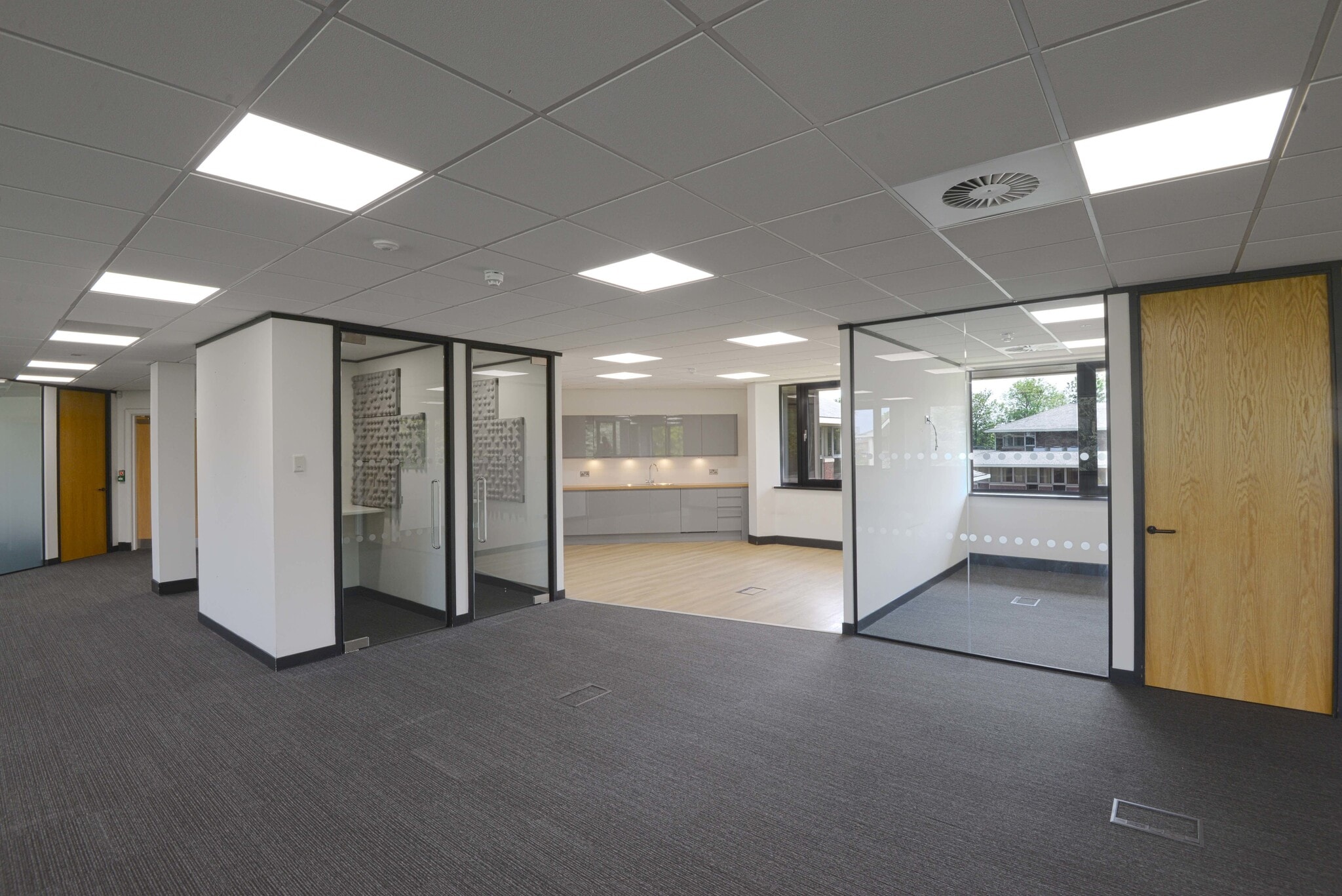 Princess Rd, Manchester for lease Interior Photo- Image 1 of 16