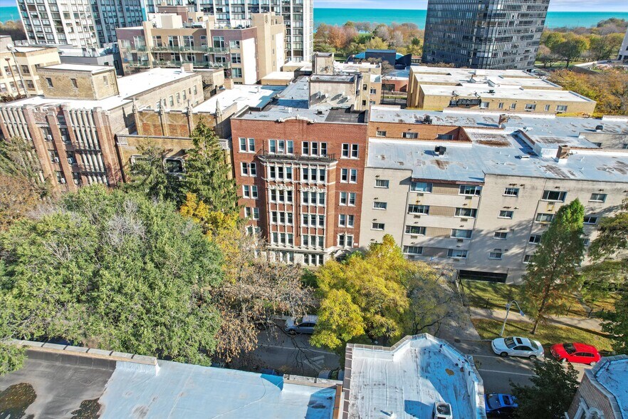 5417 N Kenmore Ave, Chicago, IL à vendre - Photo du bâtiment - Image 3 de 16