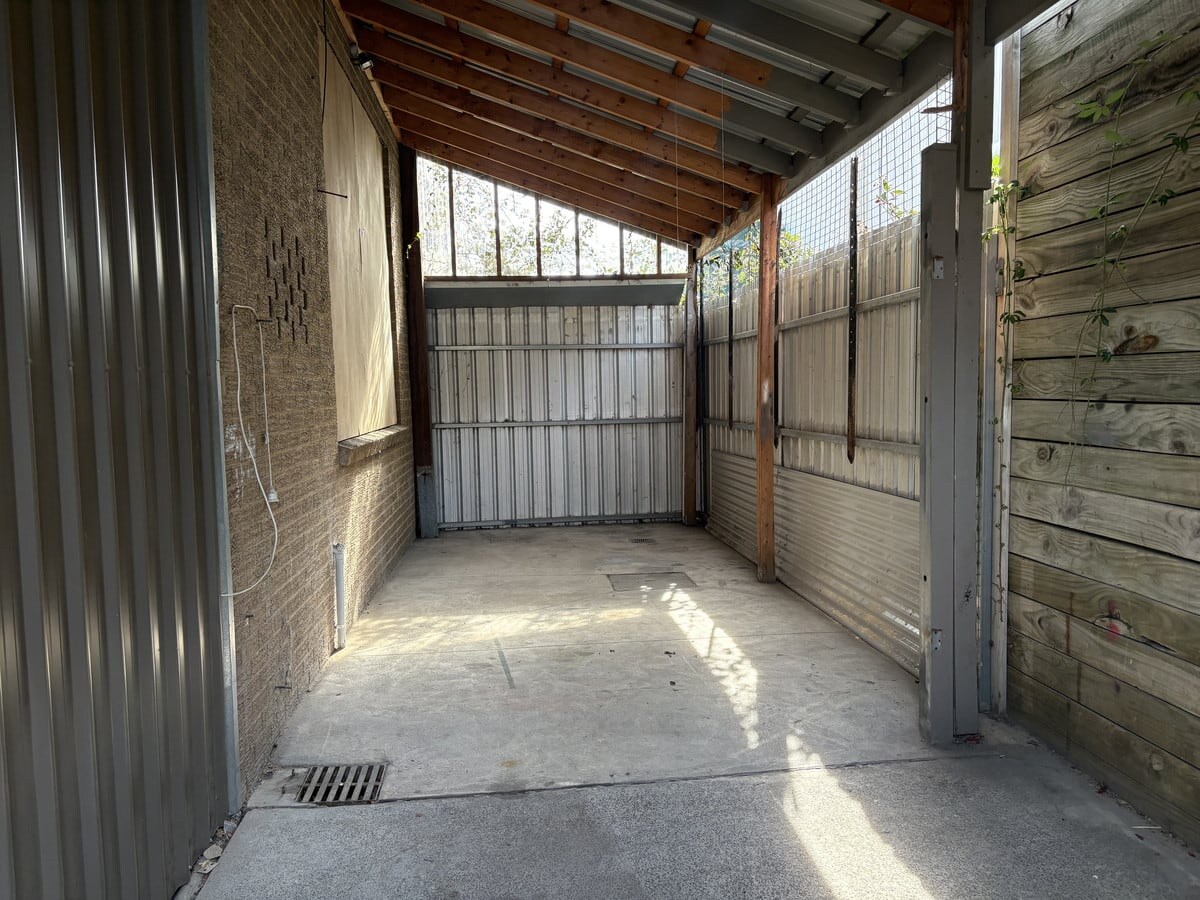 18-18A Bricker Street, Cheltenham for lease Interior Photo- Image 1 of 4