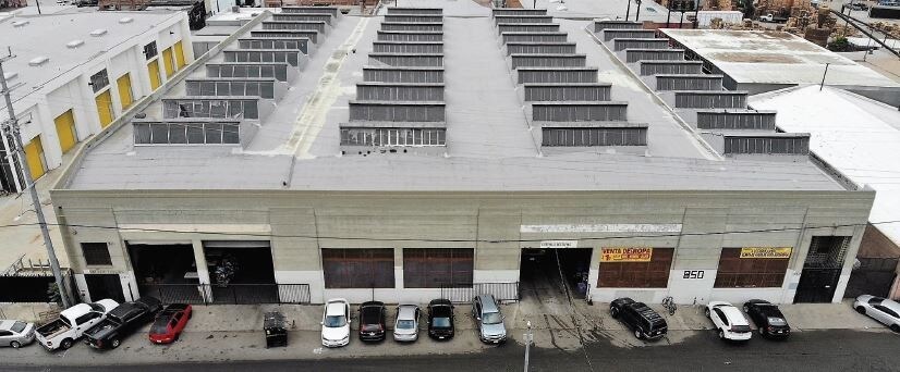 890 E 59th St, Los Angeles, CA for sale Building Photo- Image 1 of 1