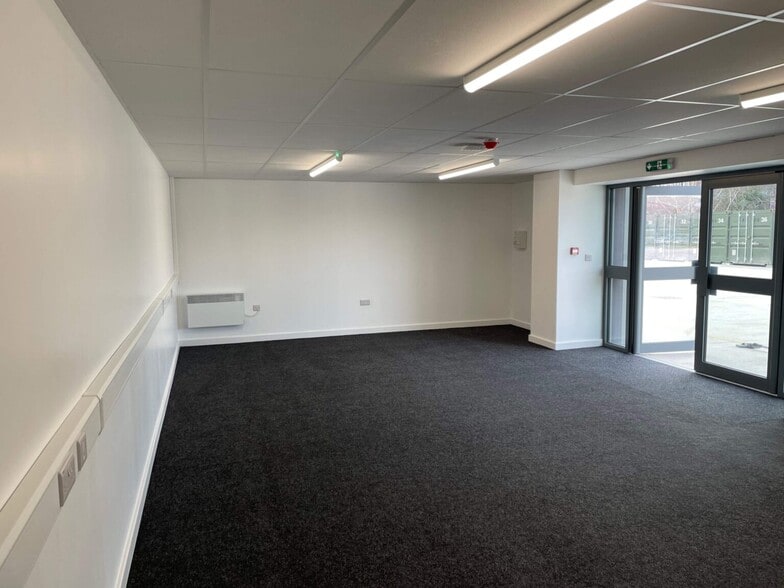 1-4 Brinsworth Street, Rotherham for lease - Interior Photo - Image 3 of 8