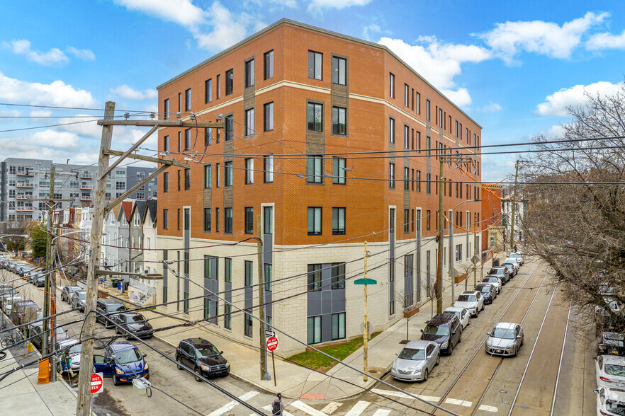 3600 Lancaster Ave, Philadelphia, PA for lease - Building Photo - Image 2 of 22