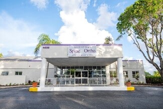 Plus de détails pour 4035 Evans Ave, Fort Myers, FL - Bureau à vendre