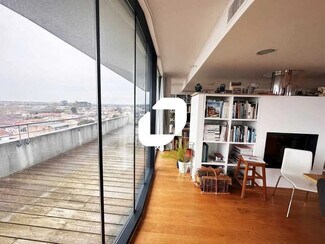 Plus de détails pour Bureau à vendre