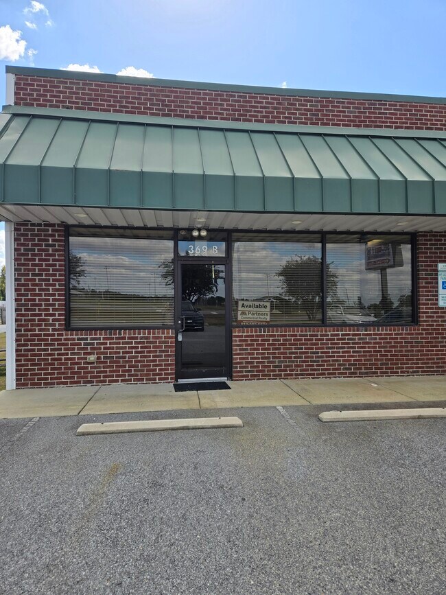 More details for 369 US-13 Blvd, Snow Hill, NC - Retail for Lease