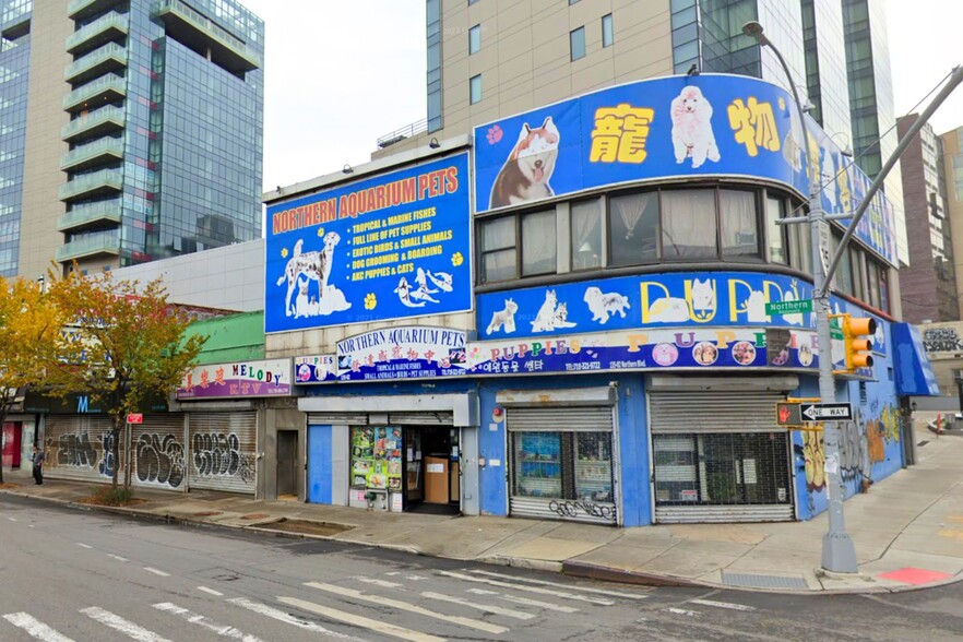 135-02-06-08 Northern Blvd, Flushing, NY for sale - Building Photo - Image 1 of 5