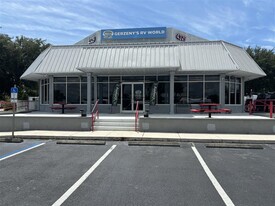 4369 Tamiami Trl, Port Charlotte FL - Drive Through Restaurant