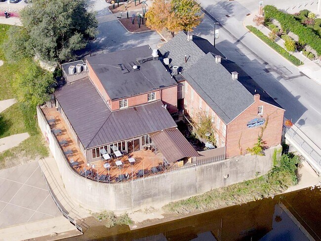 Plus de détails pour 220 W Philadelphia St, York, PA - Commerce de détail à louer