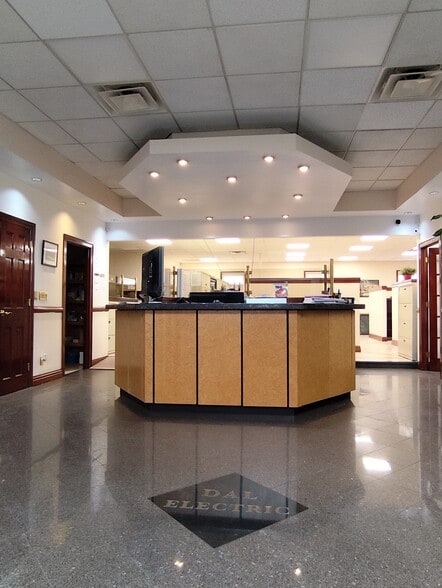 218 52nd St, Brooklyn, NY for lease - Building Photo - Image 3 of 34