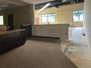 10160 Foley Blvd, Coon Rapids, MN for lease Interior Photo- Image 2 of 4