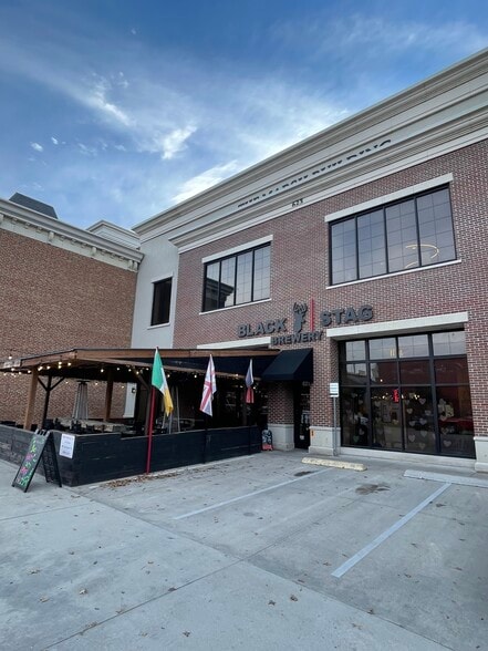 623 Massachusetts St, Lawrence, KS à vendre - Photo du bâtiment - Image 3 de 5