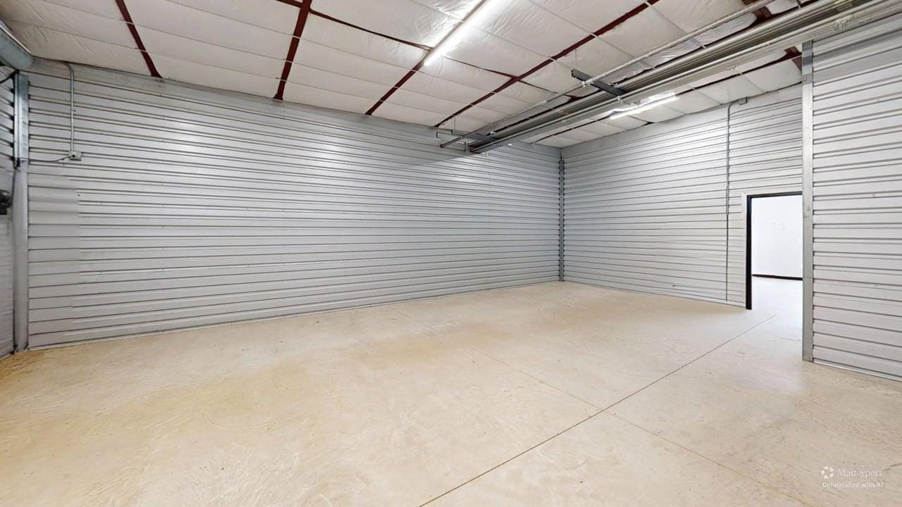 8114 City Base Landing, San Antonio, TX for lease Interior Photo- Image 1 of 7