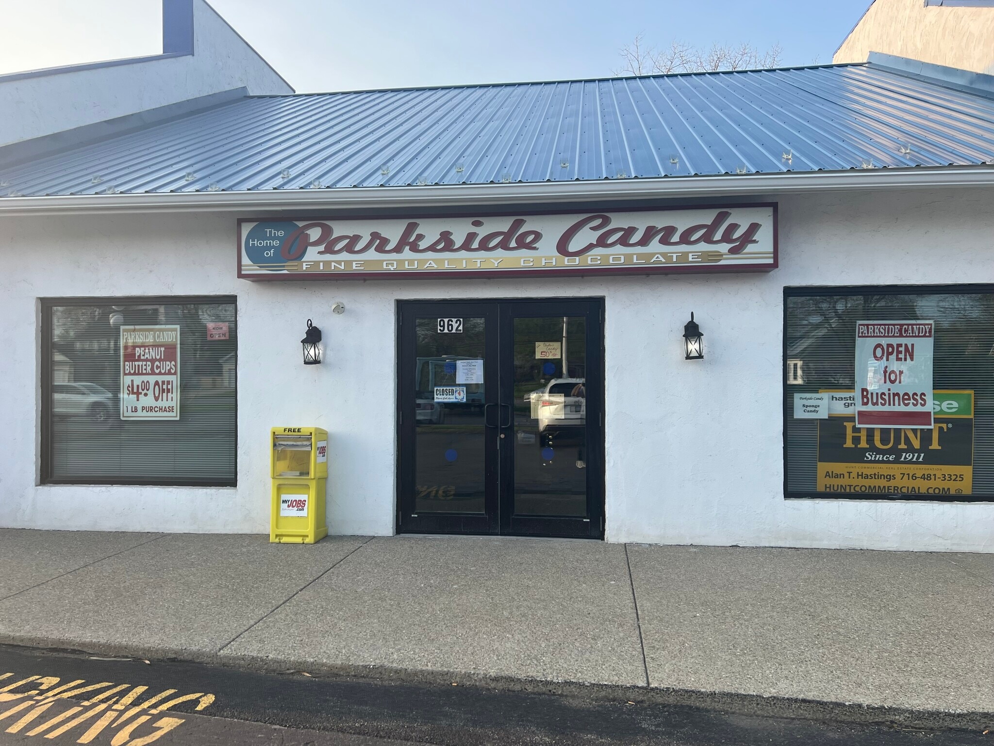 962 Maple Rd, Buffalo, NY for lease Primary Photo- Image 1 of 4