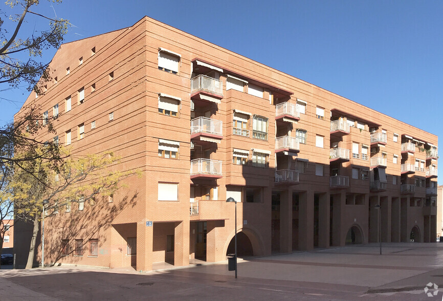 Calle Jorge Luis Borges, 4, Guadalajara, Guadalajara for sale - Building Photo - Image 1 of 2