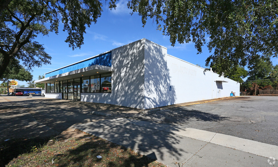 317 W Oglethorpe Blvd, Albany, GA for lease - Building Photo - Image 3 of 10