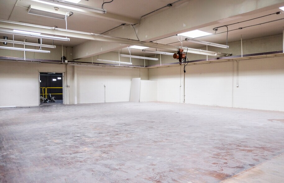 415 N Salsipuedes St, Santa Barbara, CA for lease - Building Photo - Image 2 of 6