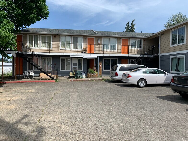 5136-5154 SE 17th Ave, Portland, OR à vendre - Photo du bâtiment - Image 1 de 7