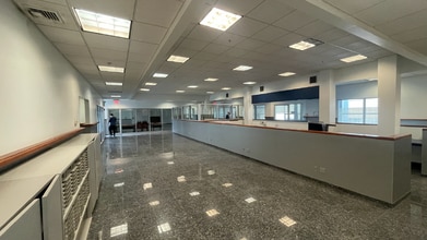 2544 Borough Pl, Woodside, NY for lease Interior Photo- Image 1 of 6