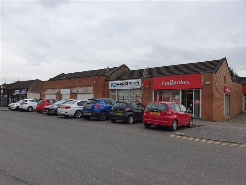 21-21B Barrachnie Rd, Baillieston à louer - Photo du bâtiment - Image 2 de 2