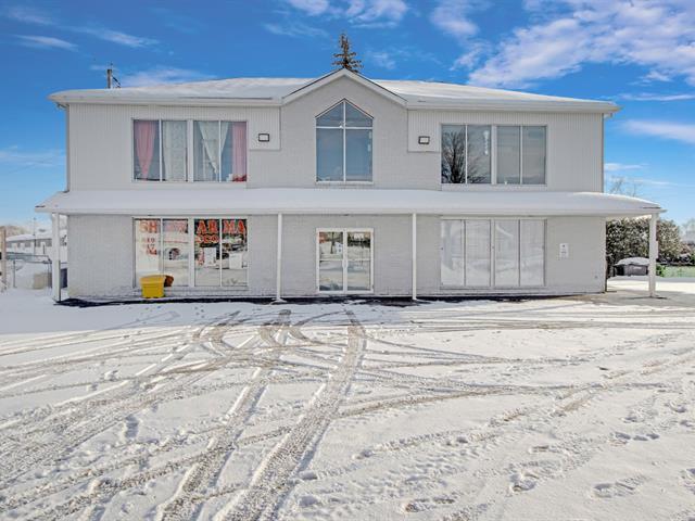 1096 Ch de Montréal O, Gatineau, QC for sale Primary Photo- Image 1 of 1