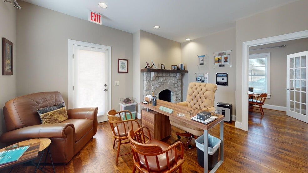 202 5th Ave S, Franklin, TN for lease - Interior Photo - Image 3 of 8