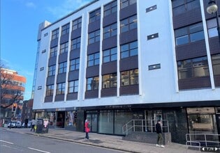 96-99 Queens Rd, Brighton à louer Photo du bâtiment- Image 1 de 6