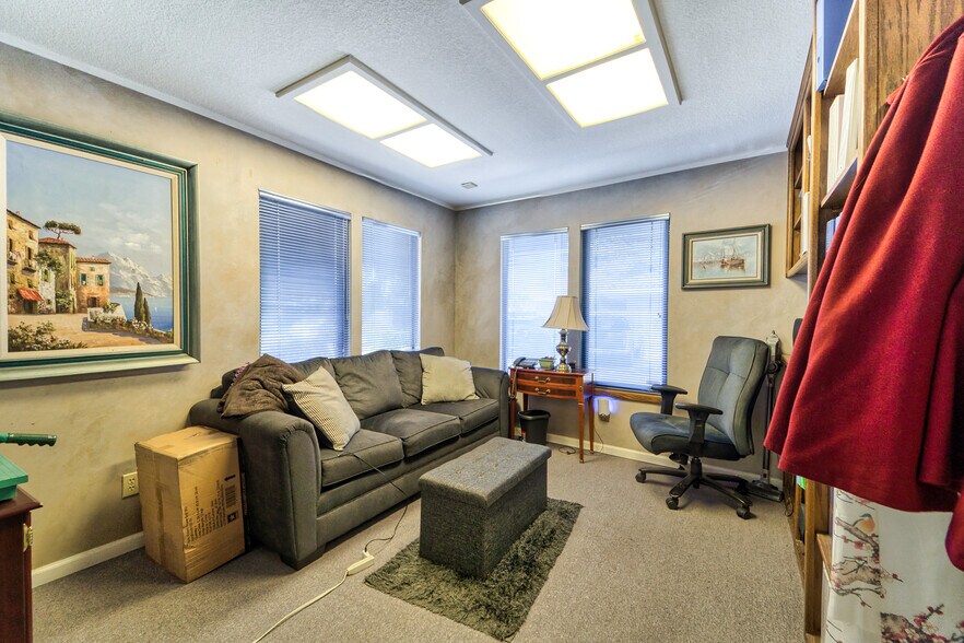 1408 Live Oak Blvd, Yuba City, CA à vendre - Photo intérieure - Image 3 de 28