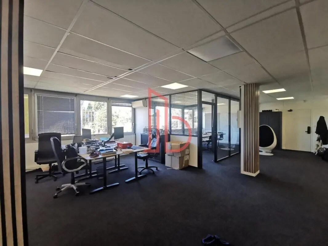 Office in Bruges for lease Interior Photo- Image 1 of 7