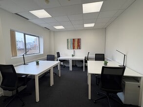 180-186 Kings Cross Rd, Londres à louer Photo intérieure- Image 2 de 2