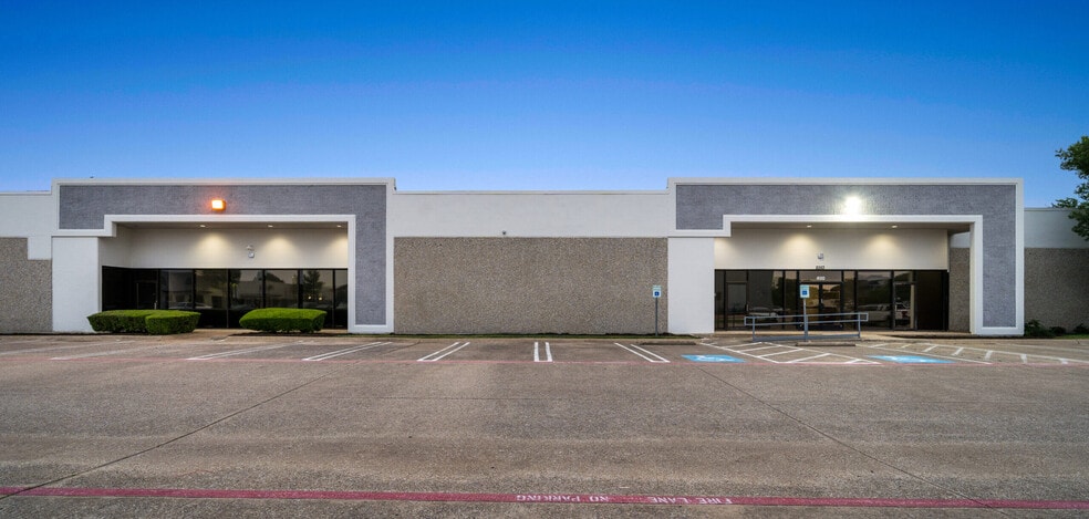 2553 Summit Ave, Plano, TX for lease - Building Photo - Image 3 of 8