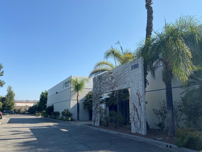 5160 Gabbert Rd, Moorpark, CA à louer - Photo du bâtiment - Image 2 de 21